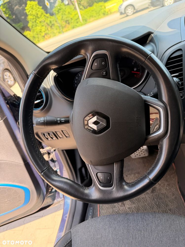 Renault Captur ENERGY TCe 120 EDC LIMITED - 36