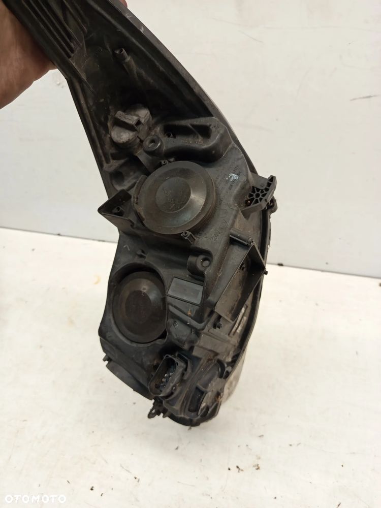 + LAMPA PRZOD PRZEDNIA PRAWA FORD FOCUS MK3 - 8