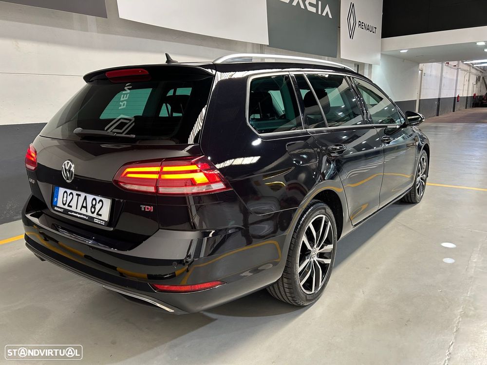 VW Golf Variant 1.6 TDi Confortline - 9