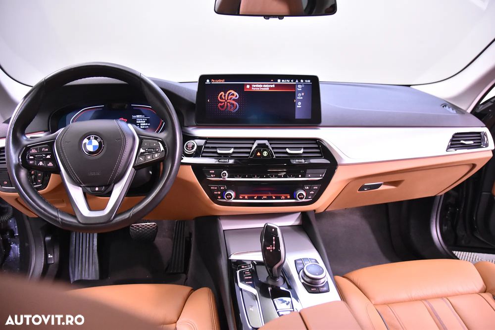 BMW Seria 5 520d Aut. - 9