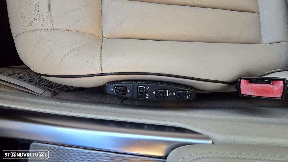 Mercedes-Benz E 300 Bluetec Hybrid Avantgarde - 21