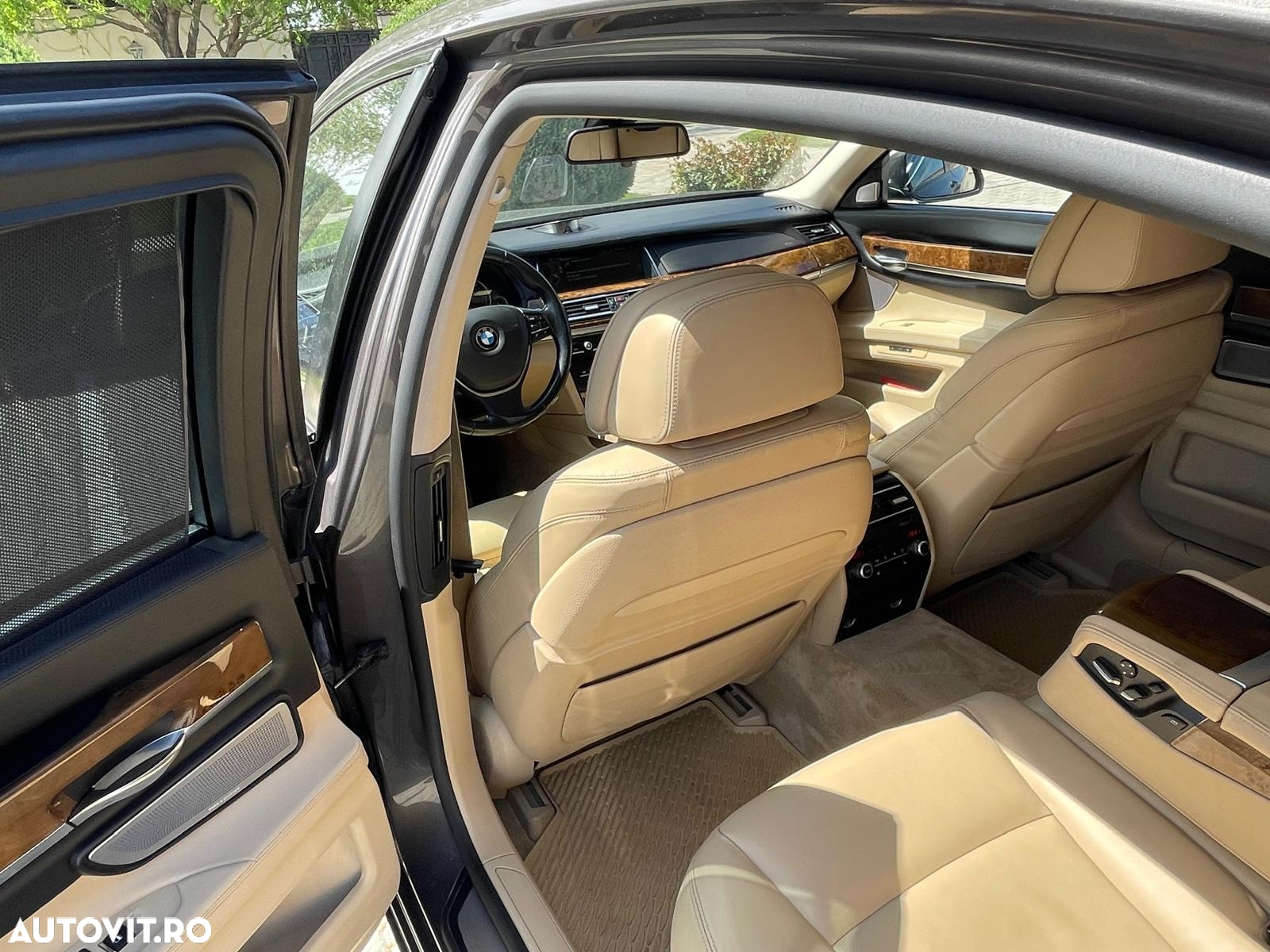 BMW Seria 7 750Ld xDrive - 13