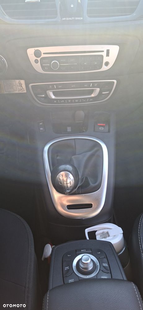 Renault Scenic 1.6dCi Energy TomTom Edition - 24