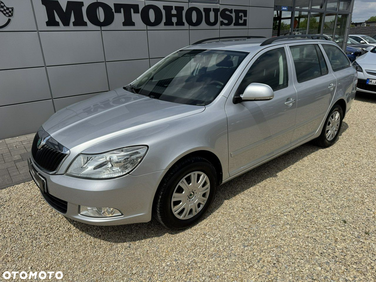 Skoda Octavia 1.6 Ambition - 6