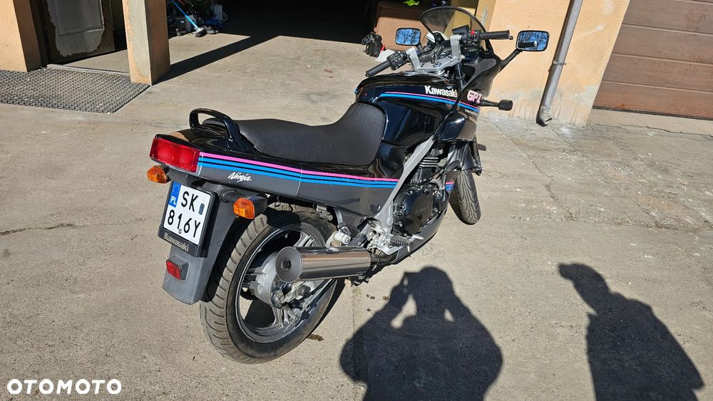 Kawasaki GPZ - 4