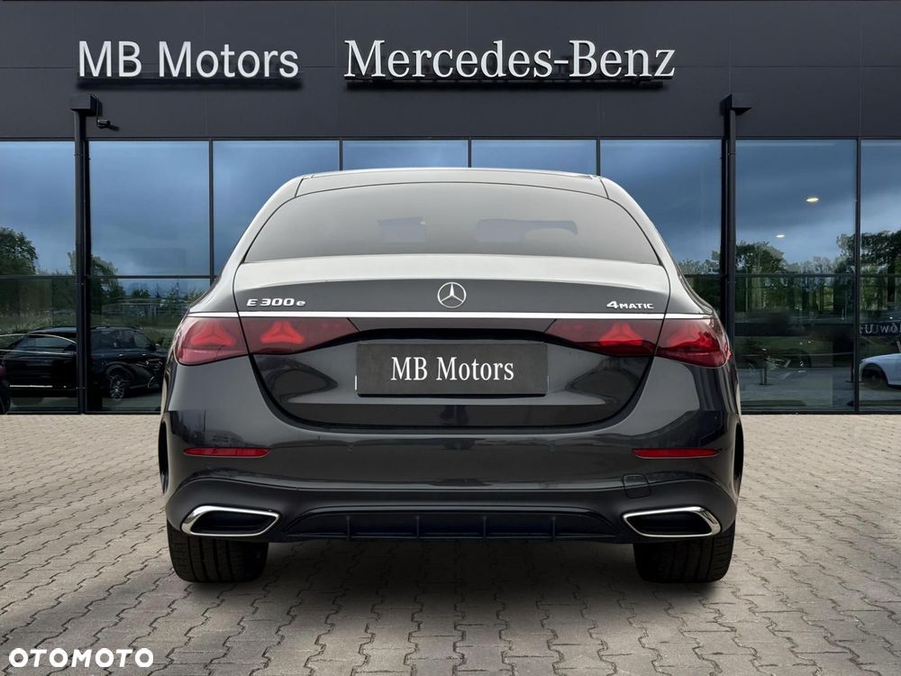 Mercedes-Benz Klasa E - 9