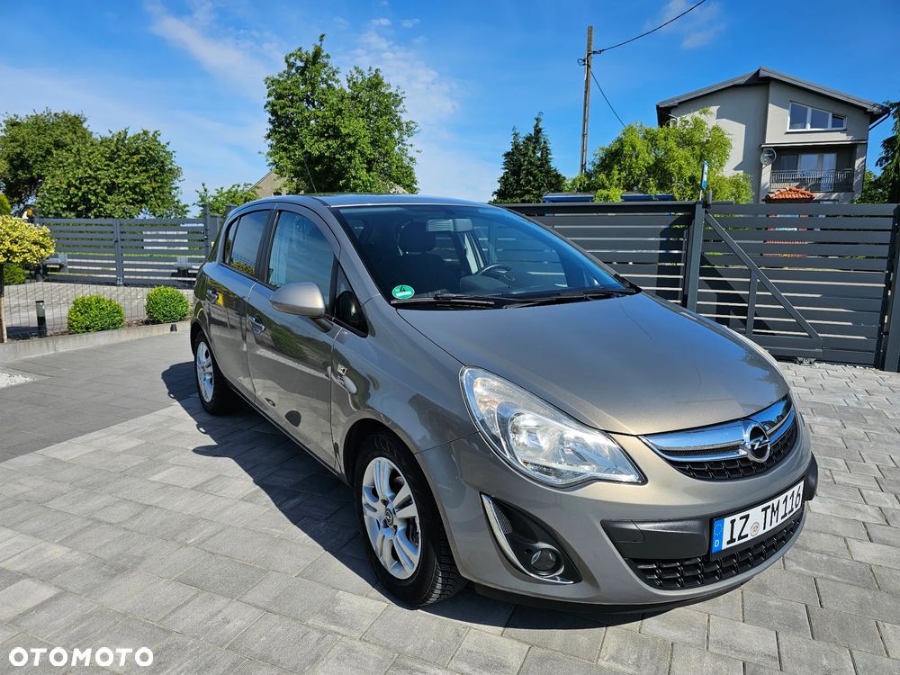 Opel Corsa 1.4 16V Automatik 150 Jahre - 23