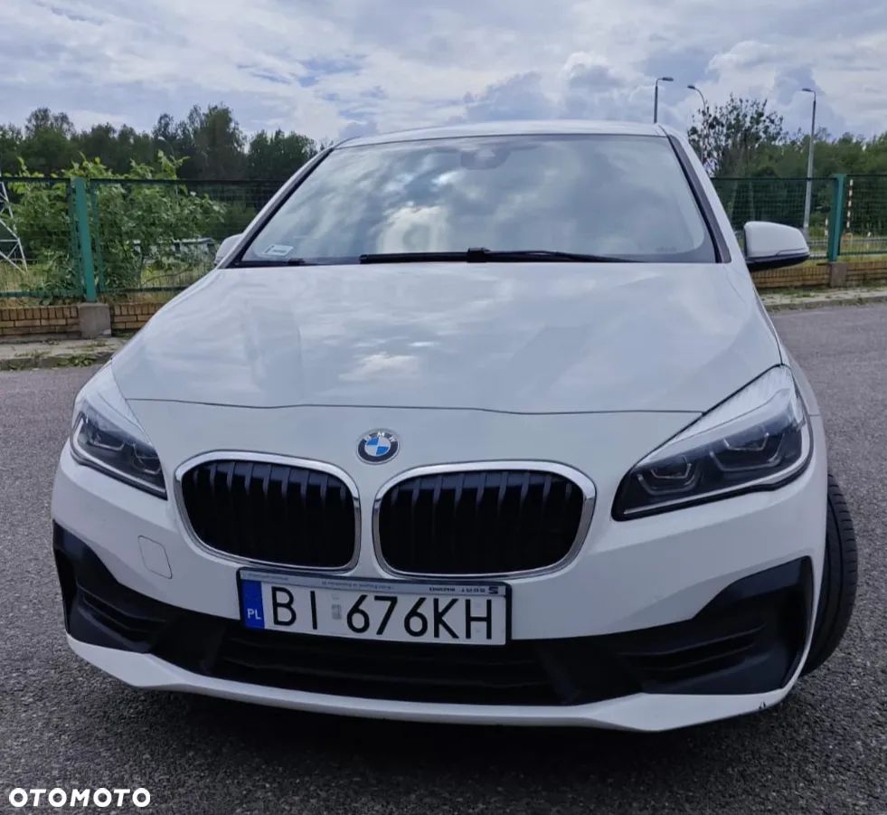 BMW Seria 2 218i - 5