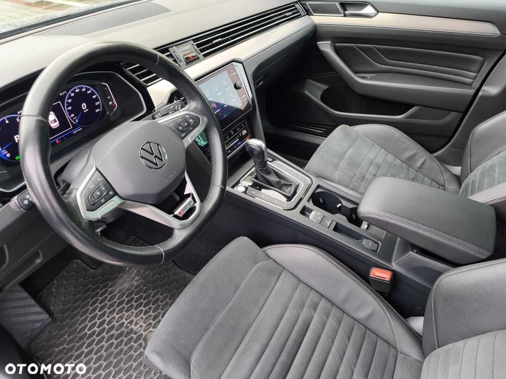 Volkswagen Passat 2.0 TSI 4Mot Elegance DSG - 8