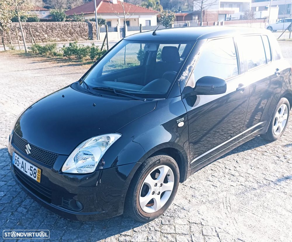 Suzuki Swift 1.3 DDiS GL - 1
