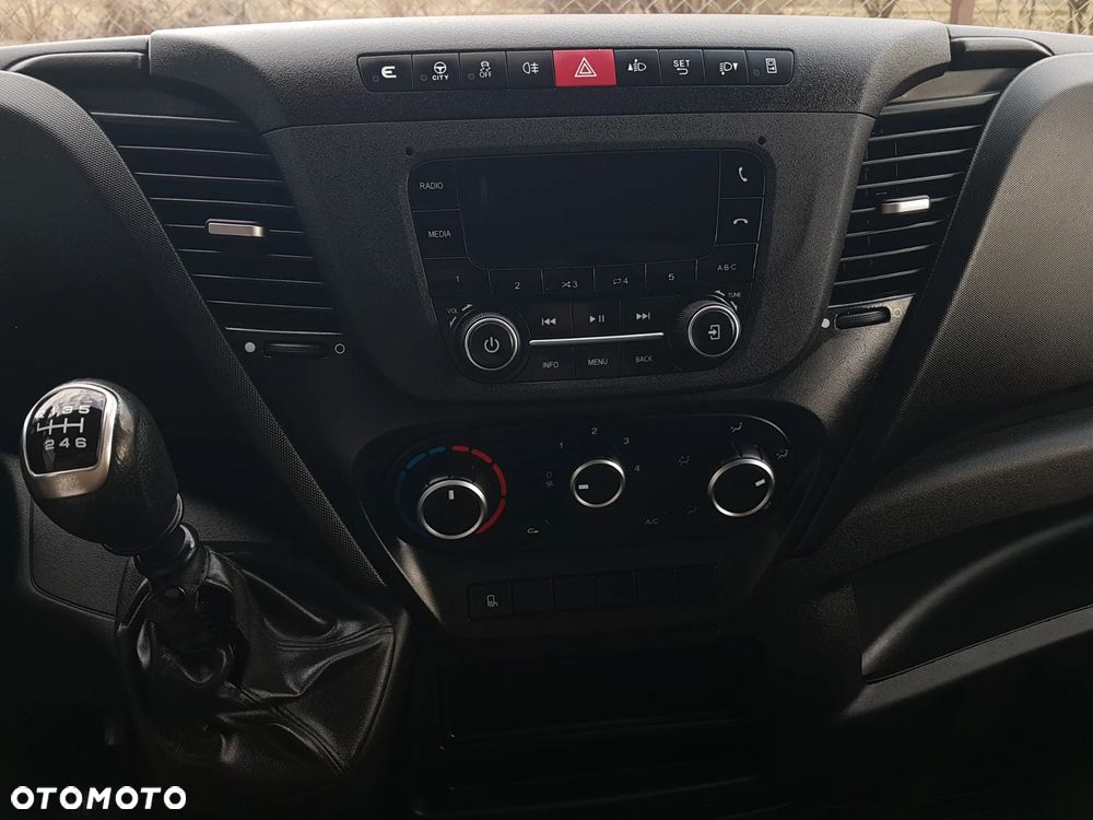 Iveco DAILY WINDA 8EP 4,29x2,23x2,23 KLIMA 35S16 MANUAL 6-BIEGÓW 3,0 160 KM KRAJOWY - 10