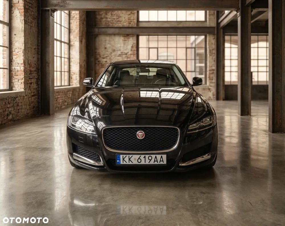 Jaguar XF 20d Prestige - 2