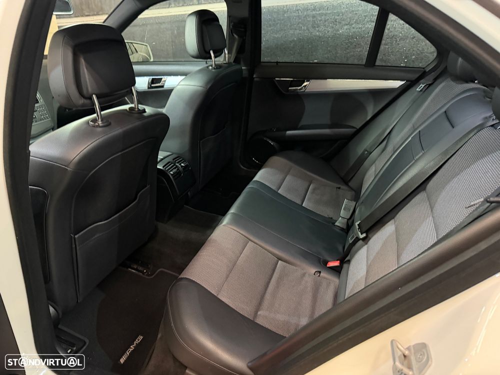 Mercedes-Benz C 220 CDI DPF BlueEFFICIENCY SPORT EDITION - 6