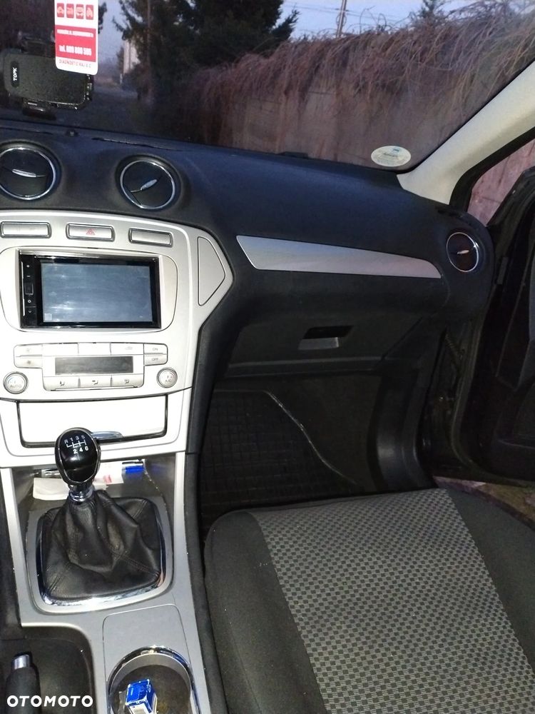 Ford Mondeo - 6