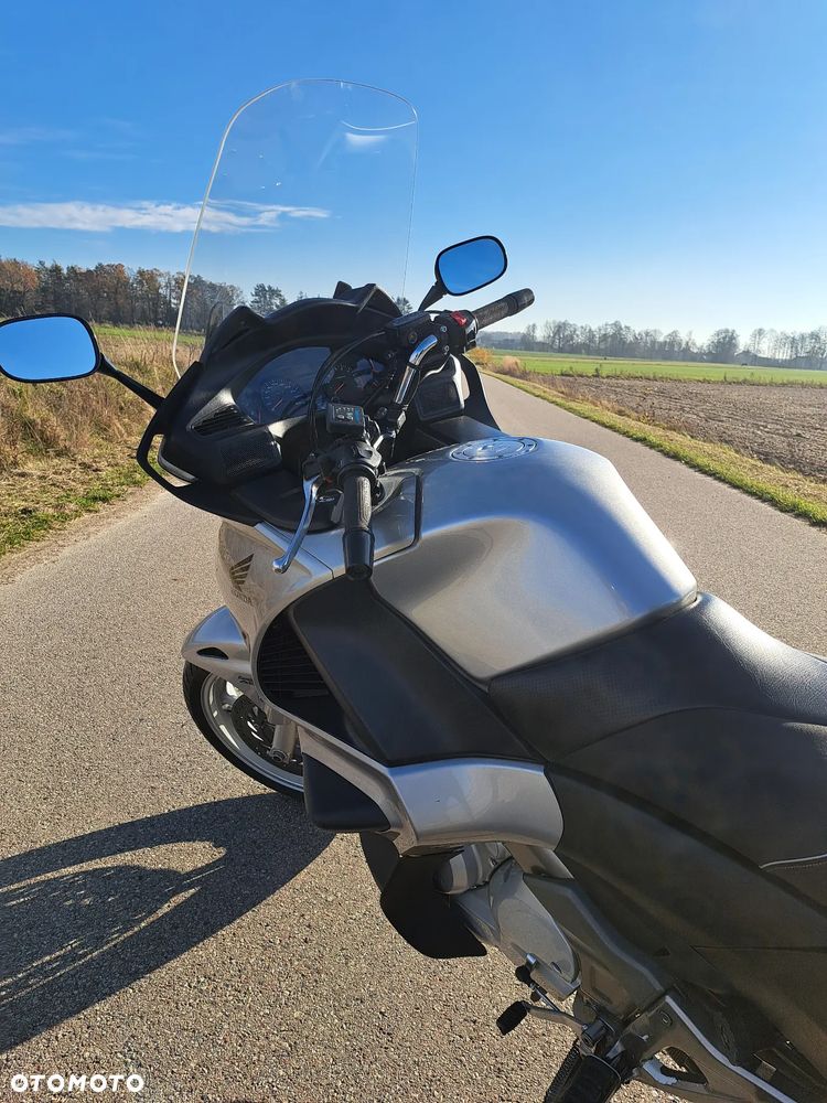 Honda NT - 7