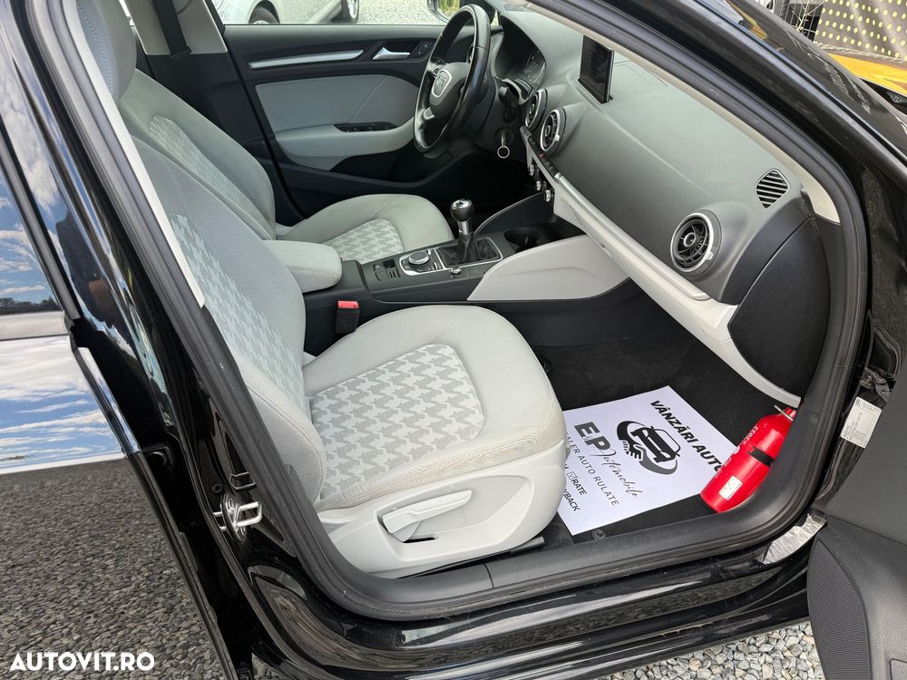 Audi A3 1.6 TDI Sportback (clean diesel) Attraction - 6