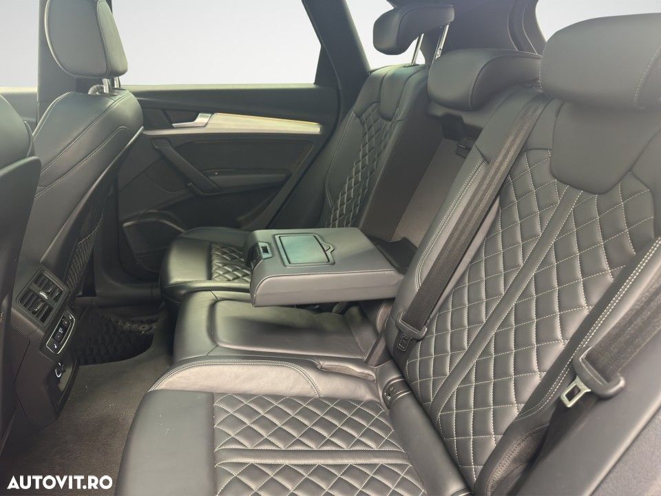 Audi Q5 55 TFSI e quattro S tronic PHEV S Line - 11