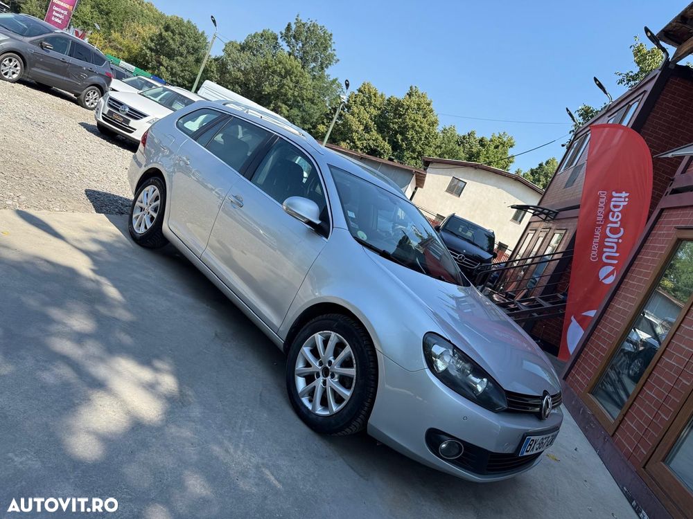 Volkswagen Golf - 33