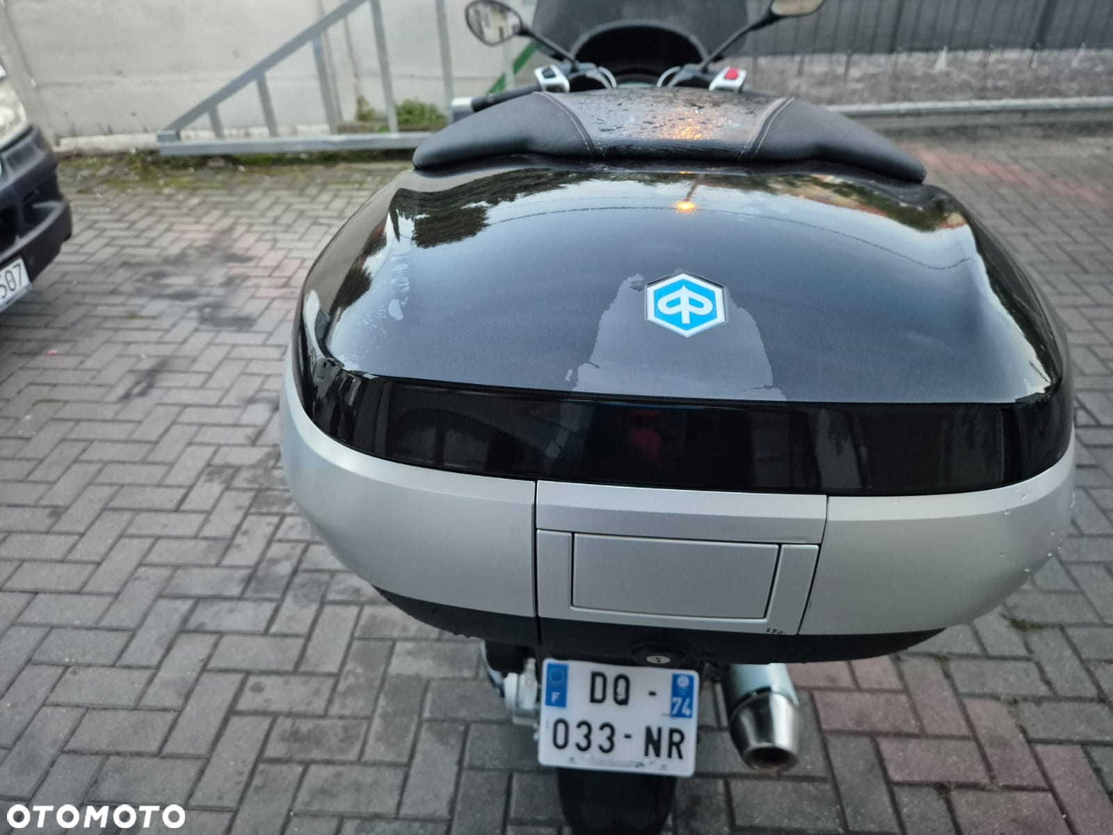Piaggio MP-3 - 12