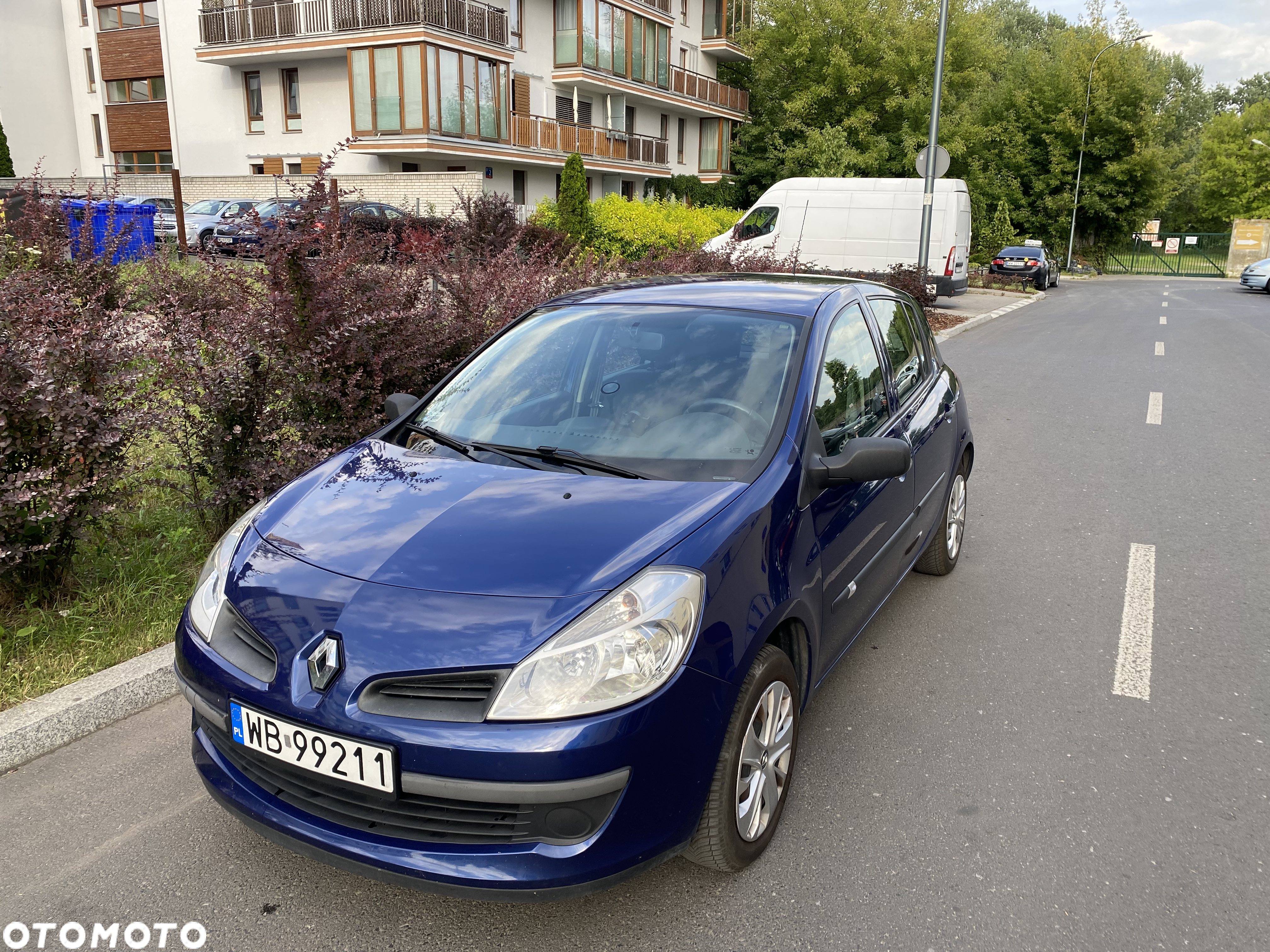 Renault Clio 1.2 16V Alize - 2