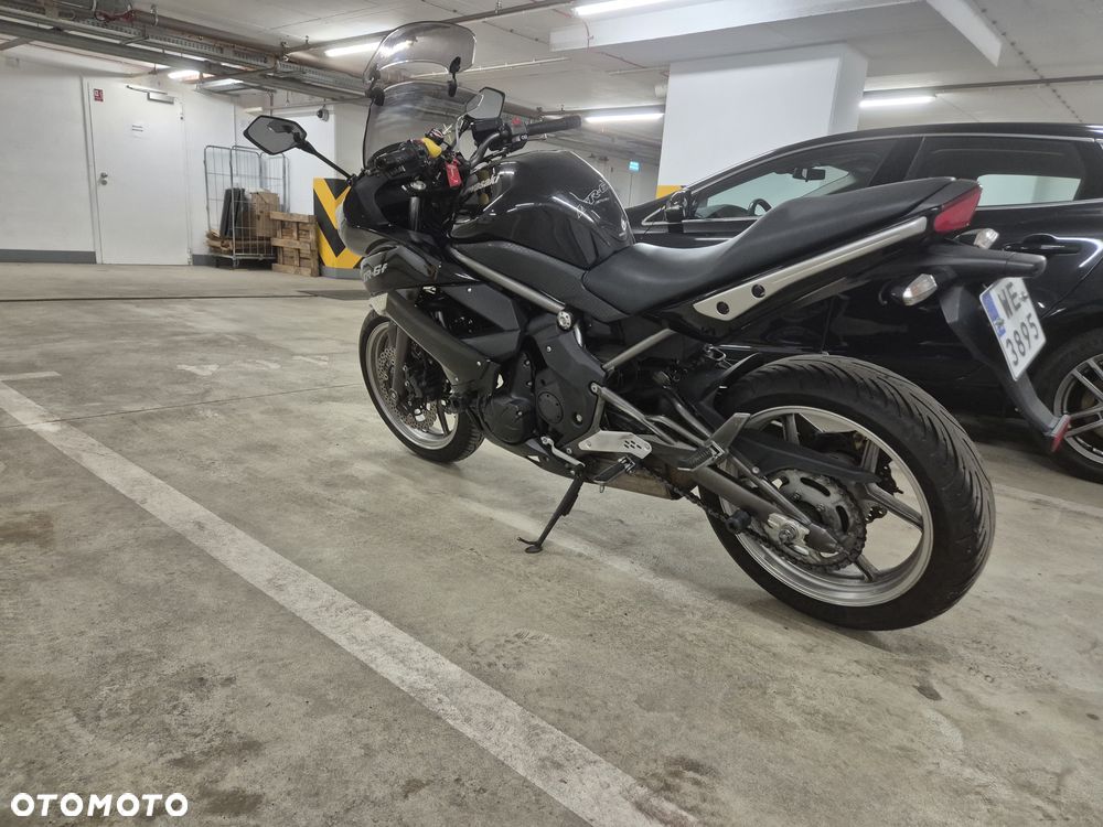 Kawasaki ER - 8