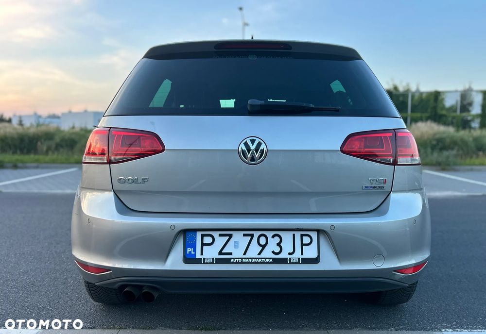 Volkswagen Golf - 5