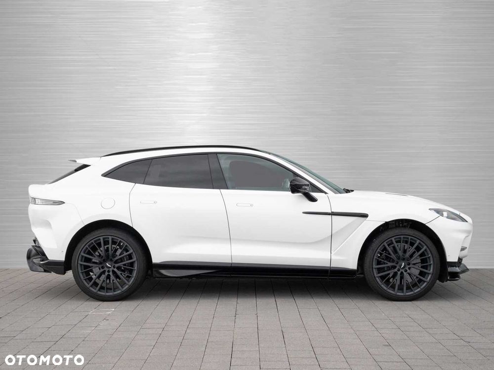 Aston Martin DBX707 - 3