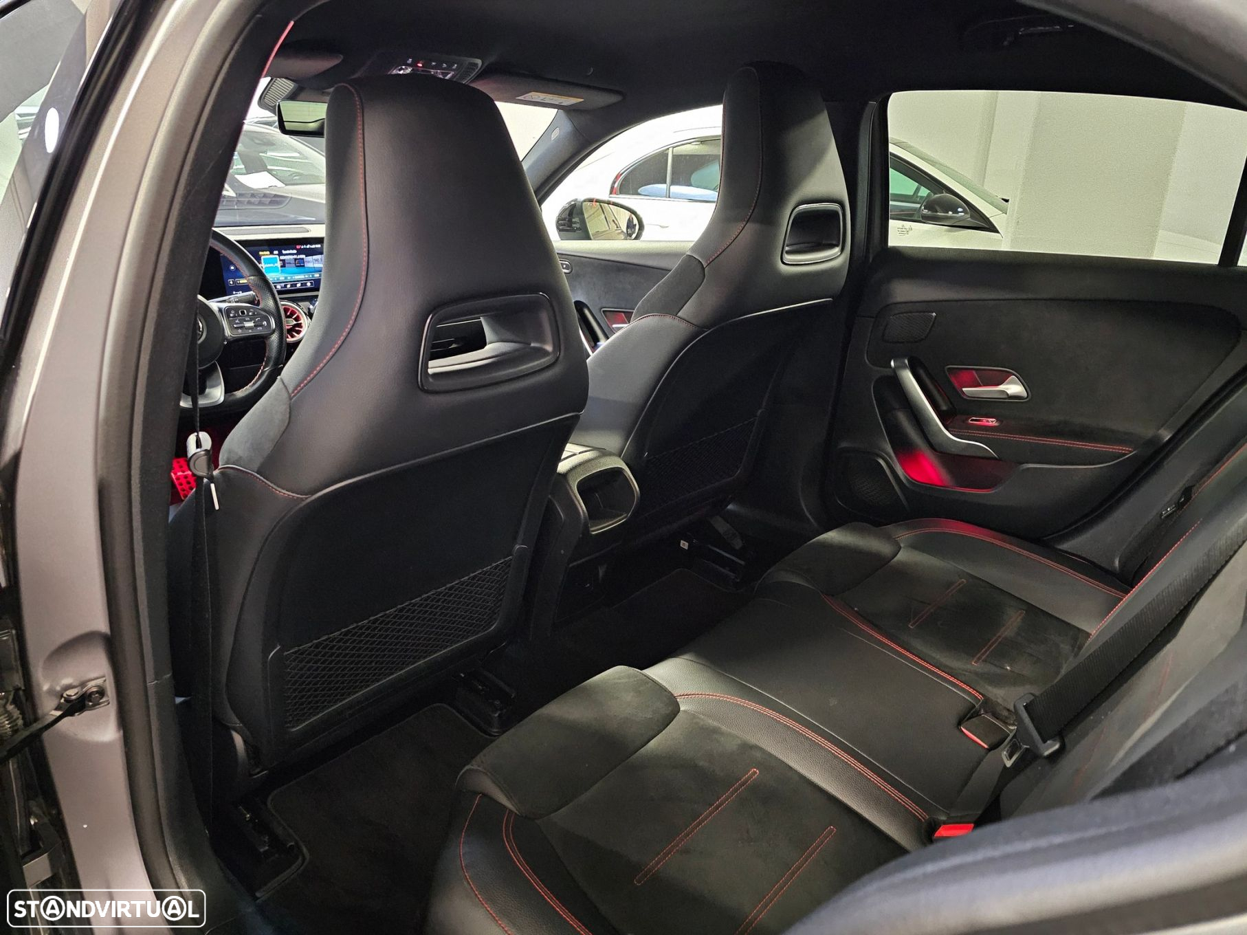 Mercedes-Benz A 250 e 8G-DCT AMG Line Advanced - 20