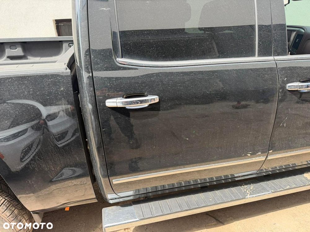 Chevrolet Silverado - 25