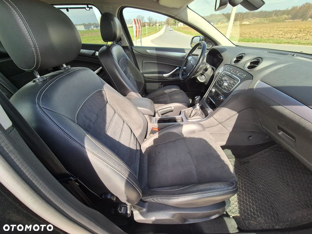 Ford Mondeo 2.0 TDCi Titanium S - 28