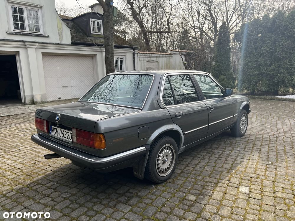 BMW Seria 3 - 11