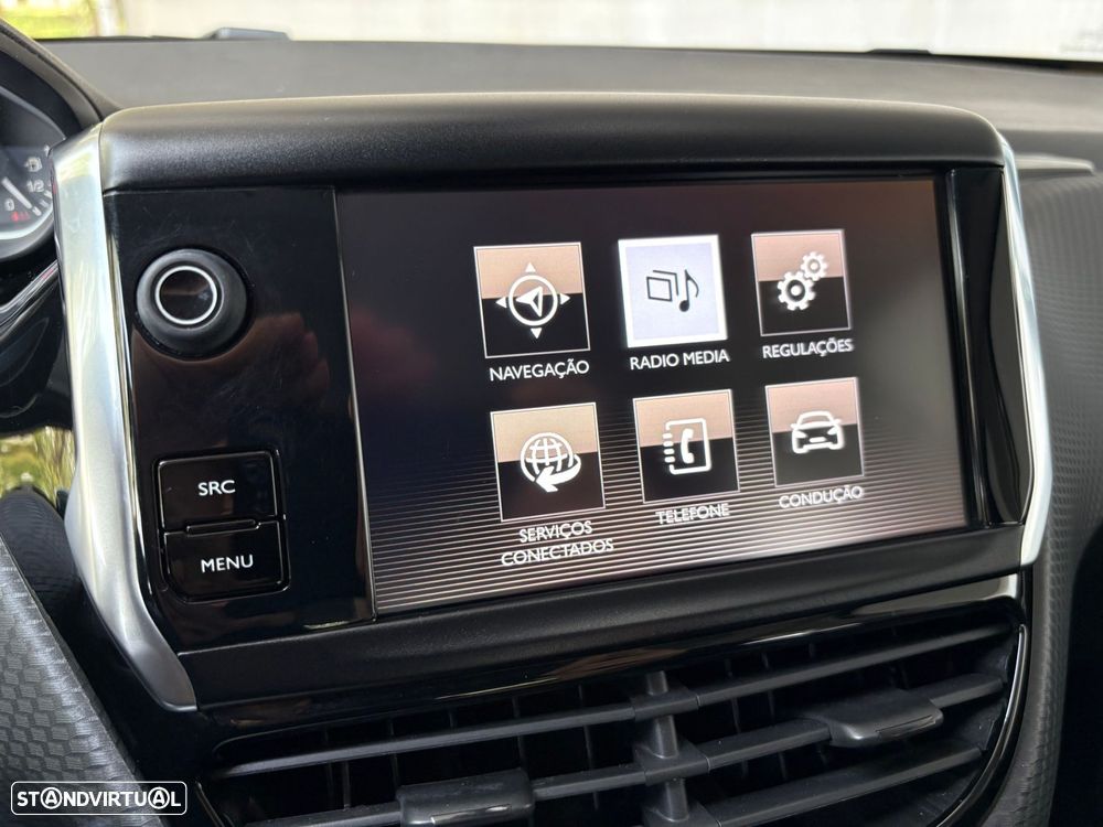 Peugeot 2008 1.2 PureTech Style - 16