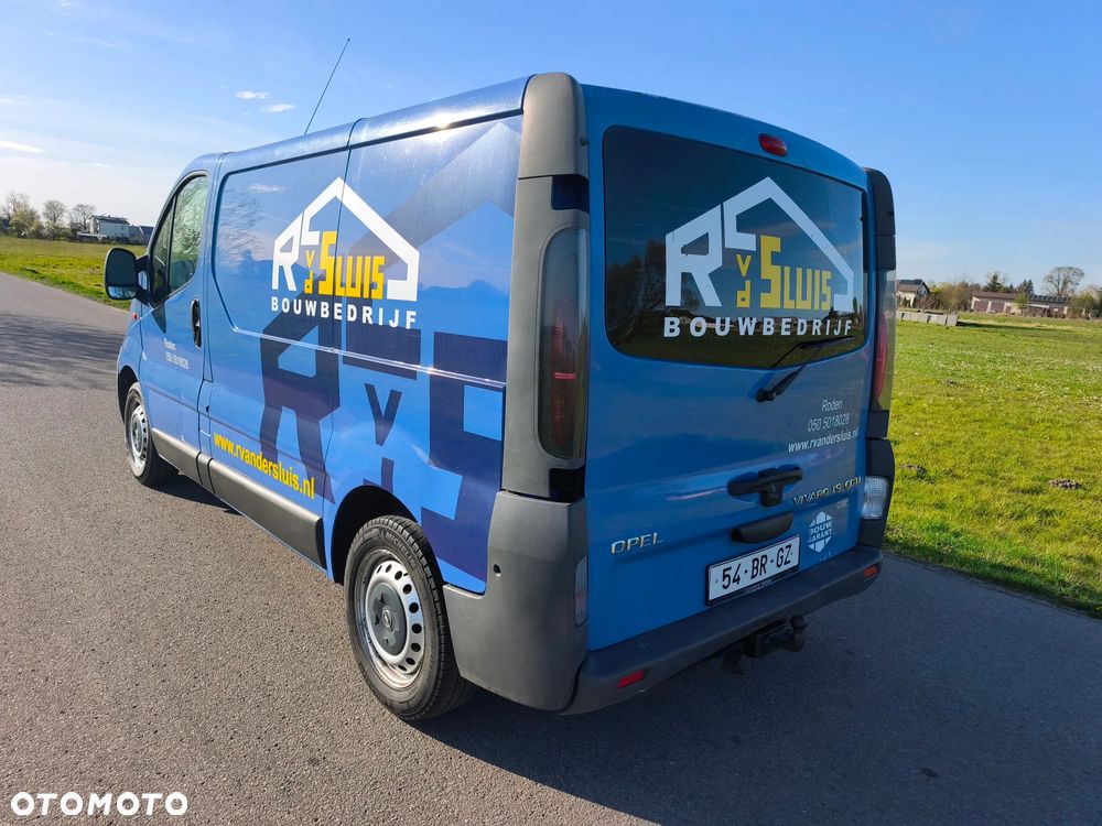 Opel Vivaro - 5