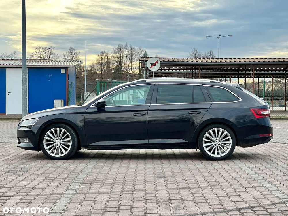 Skoda Superb 2.0 TDI L&K DSG - 9