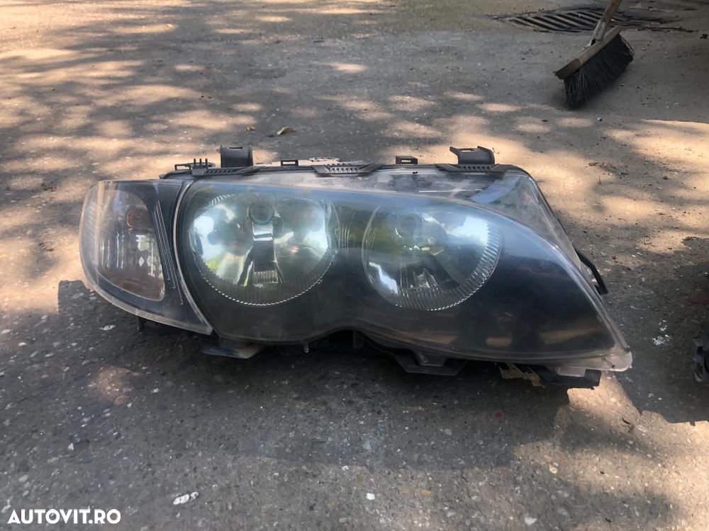 Far stanga/far dreapta Bmw Seria 3 e46 facelift UK - 2