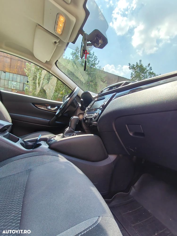Nissan Qashqai - 11