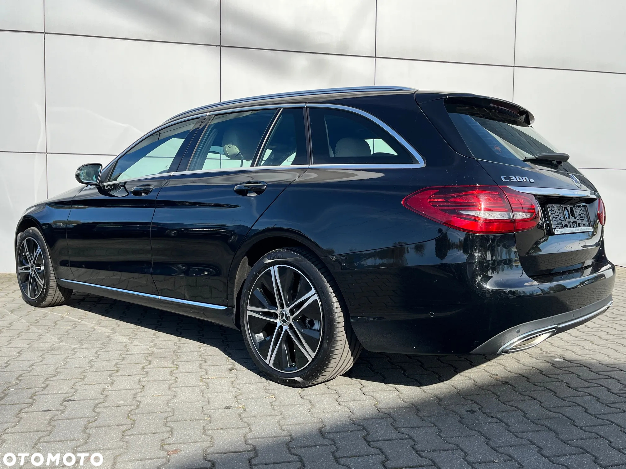 Mercedes-Benz Klasa C 300 e 9G-TRONIC - 10