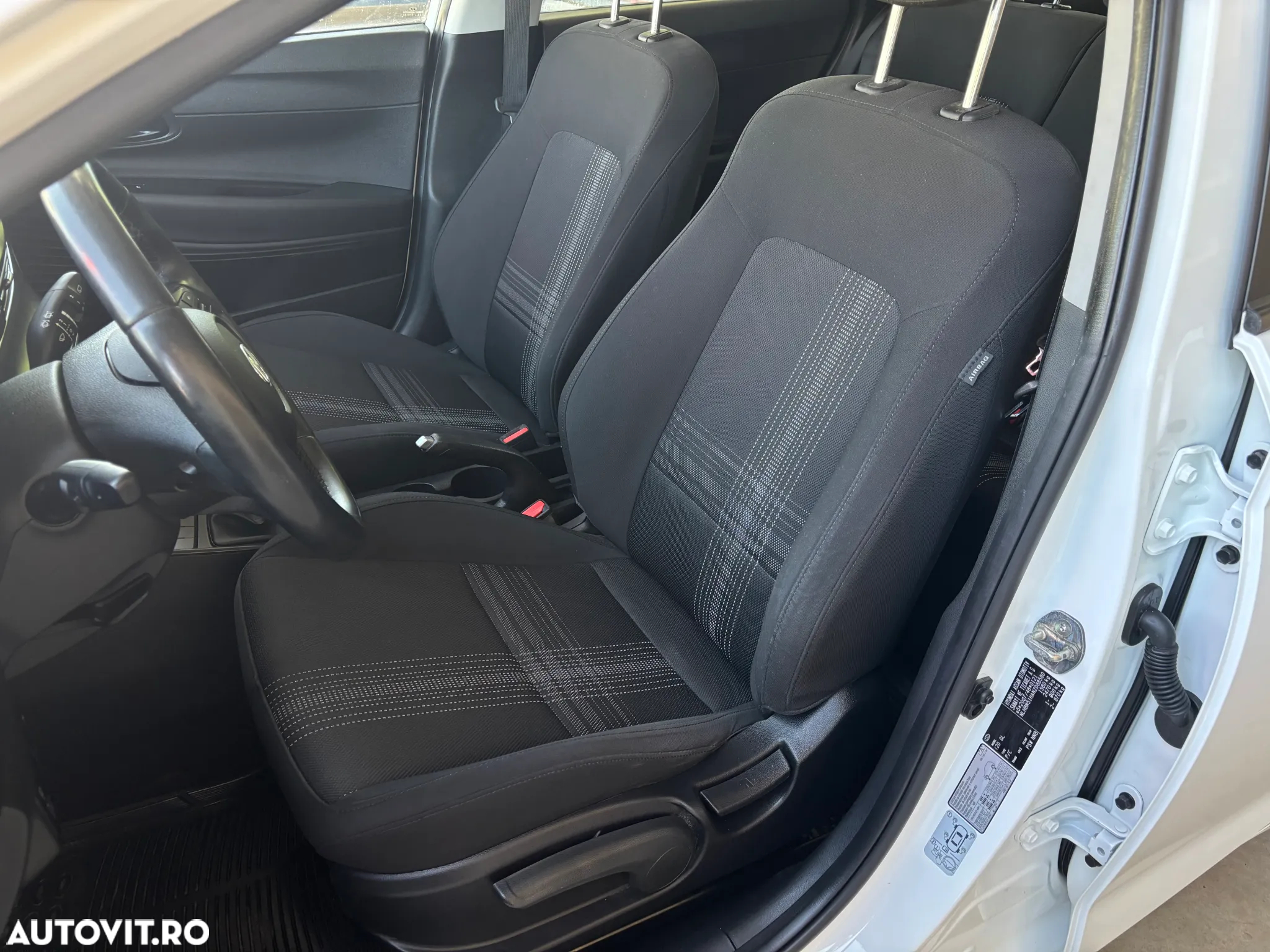Hyundai i20 1.2 L 84CP 5DR Comfort - 13