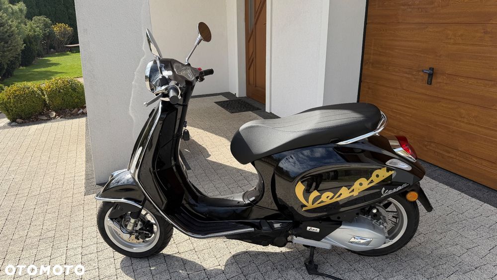 Vespa Primavera - 2