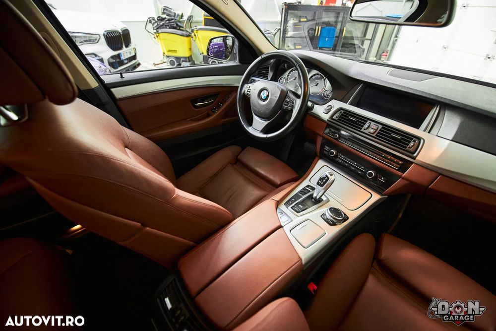 BMW Seria 5 525d xDrive Aut. Modern Line - 7