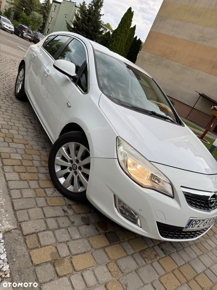 Opel Astra - 2