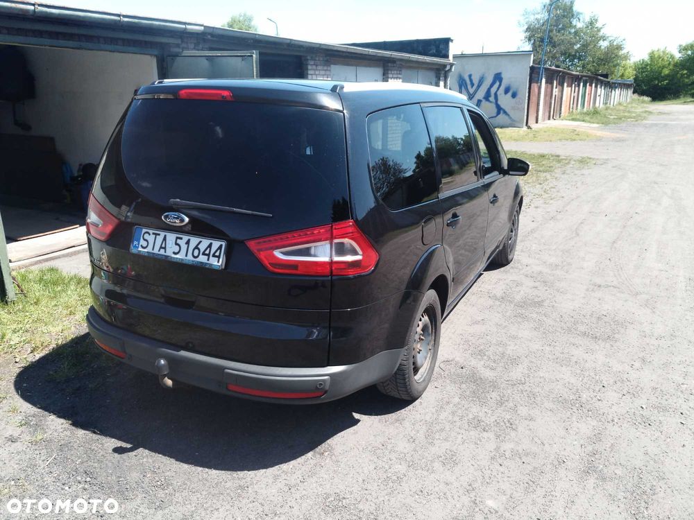 Ford Galaxy - 4