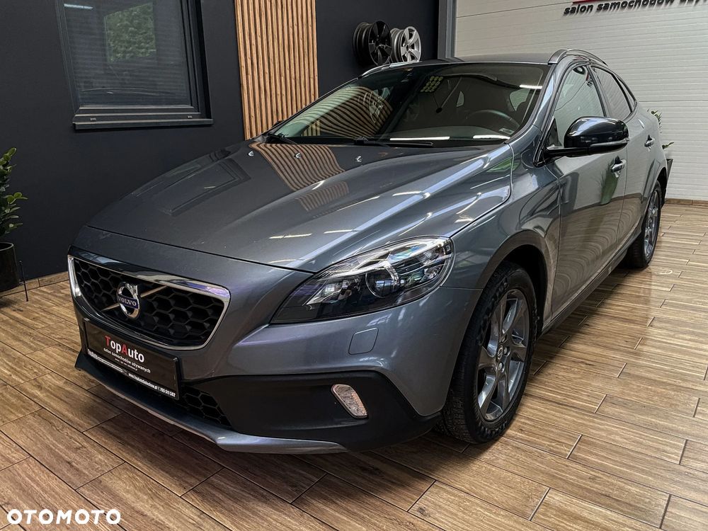 Volvo V40 Cross Country D3 Momentum - 13