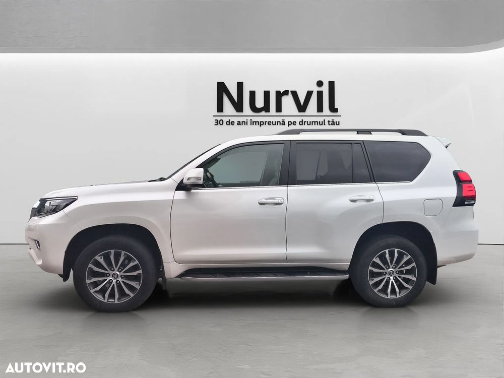 Toyota Land Cruiser - 2