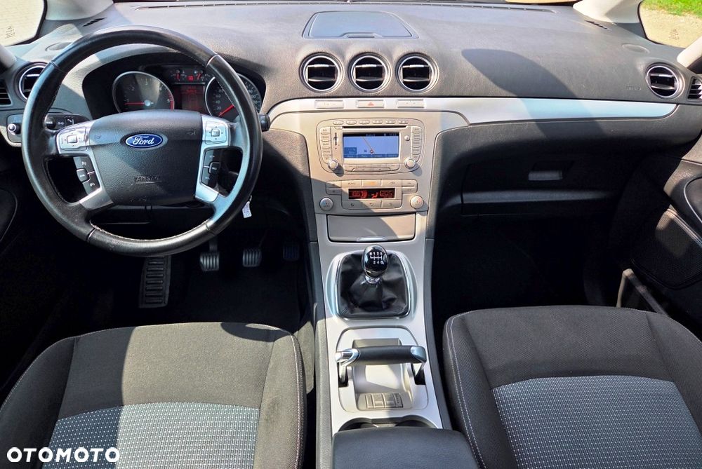 Ford Galaxy 2.0 TDCi Titanium - 34