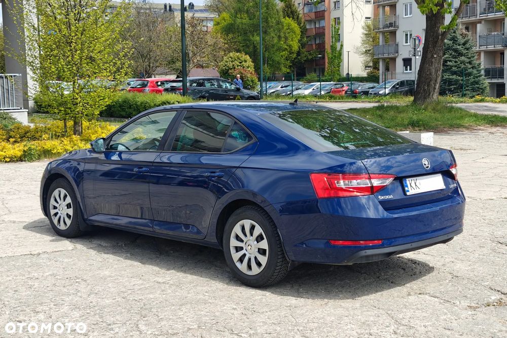 Skoda Superb 2.0 TDI Active - 5
