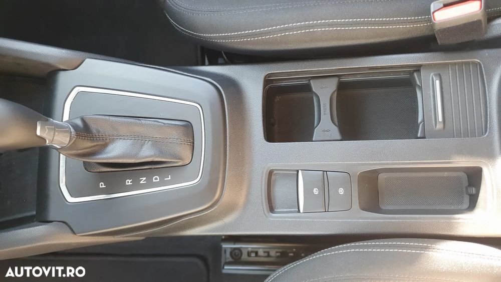 Ford Focus 1.0 EcoBoost 7DCT MHEV Titanium X - 8