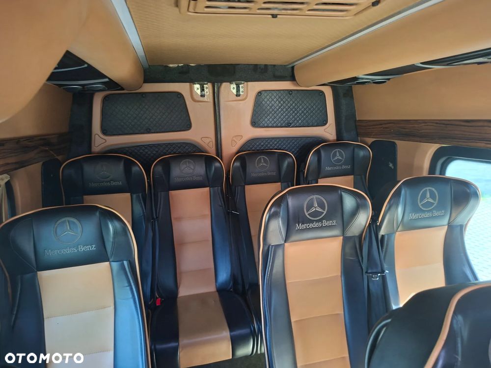 Mercedes-Benz Sprinter - 28
