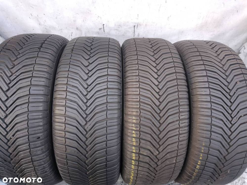 Michelin CrossClimate 215/55 R17 94V 2024 7-7.5mm - 1