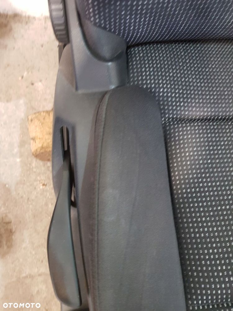 fotele kanapa komplet audi a3 8p sportback 5d - 9